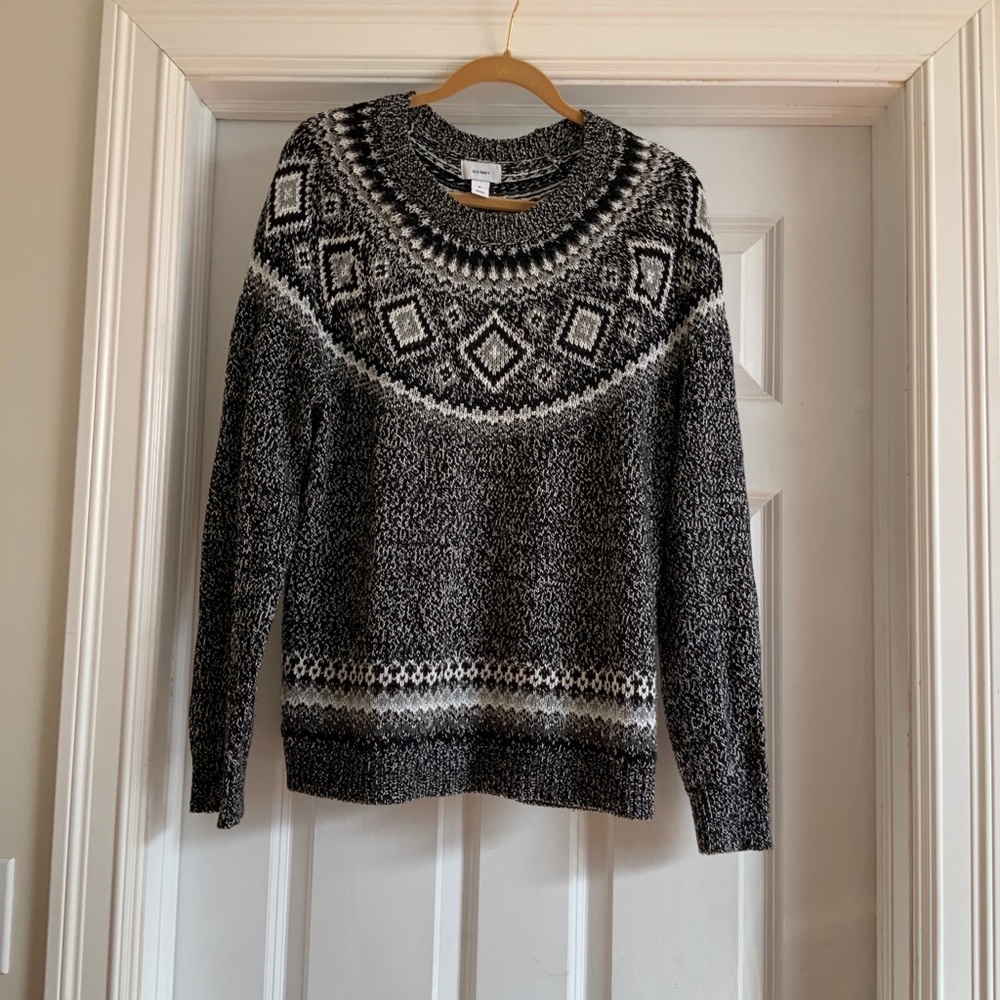 Black, white, grey sweater size XL